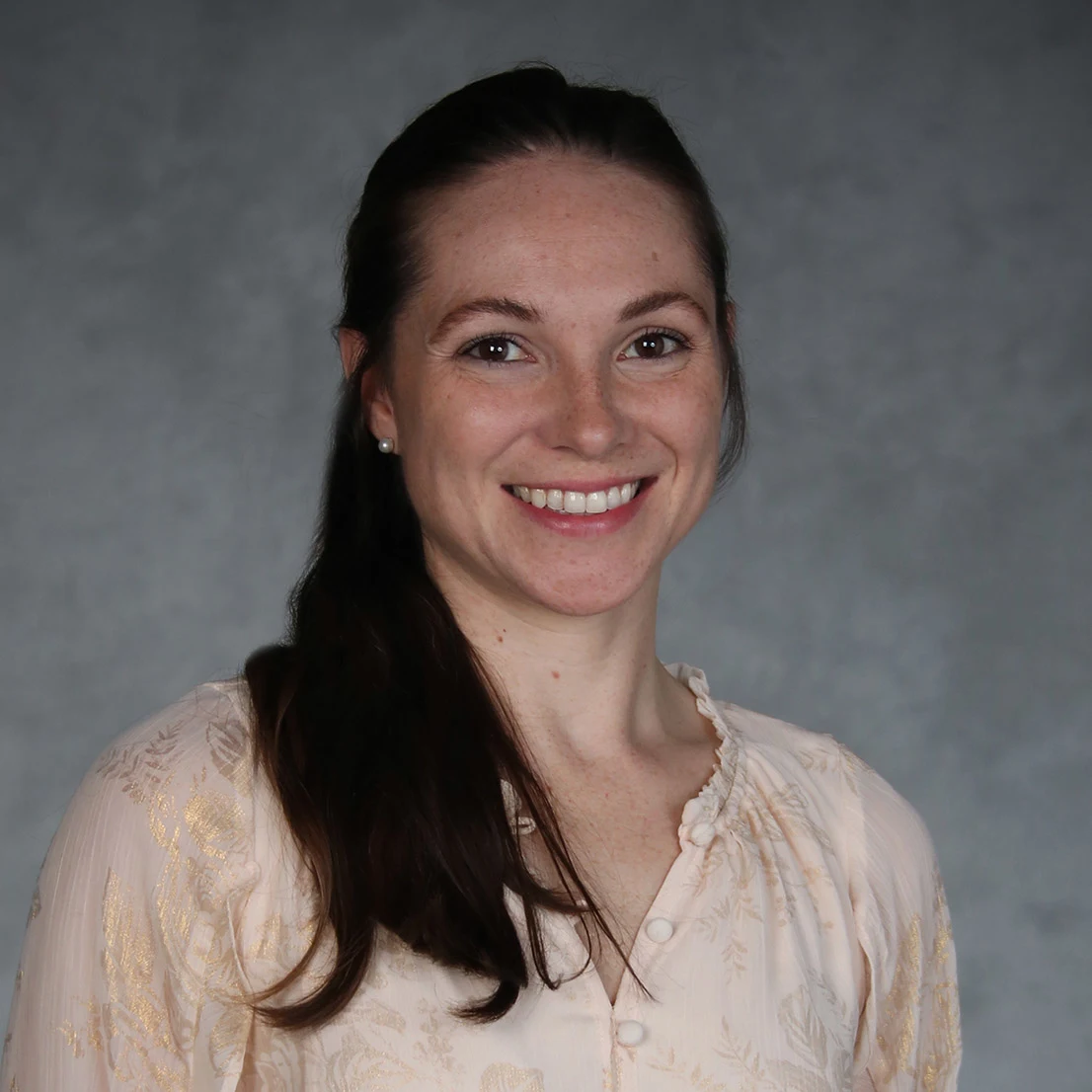 Headshot of Amanda Thompson